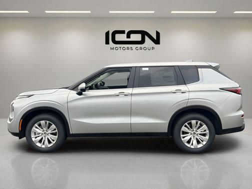 2026 Mitsubishi Outlander ES 2.5 S-AWC