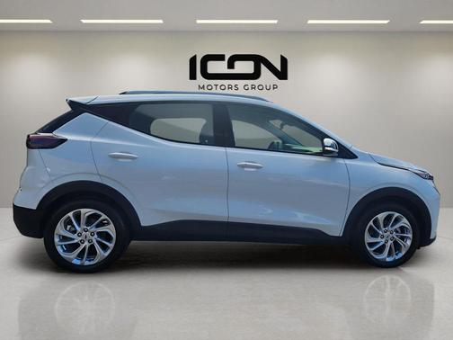 2023 Chevrolet Bolt EUV FWD LT