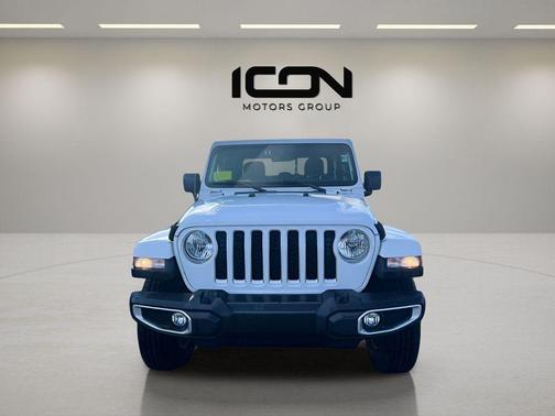 2023 Jeep Gladiator Overland