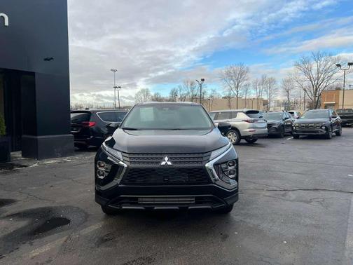 2026 Mitsubishi Eclipse Cross LE