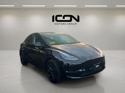 2025 Tesla Model Y Long Range Dual Motor All-Wheel Drive