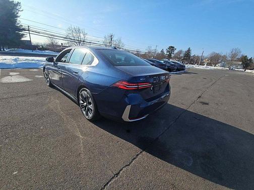 Phytonic Blue Metallic 2026 BMW 540 i xDrive
