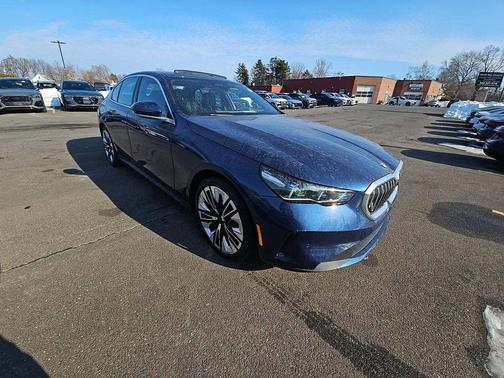 Phytonic Blue Metallic 2026 BMW 540 i xDrive