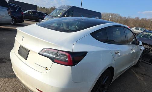 Pearl White Multi-Coat 2021 Tesla Model 3 Long Range