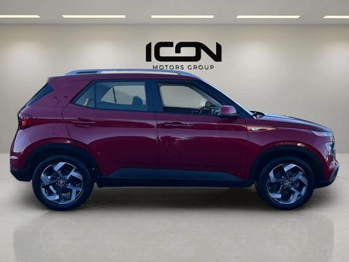 2021 Hyundai VENUE SEL