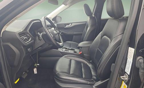 Agate Black Metallic 2024 Ford Escape Platinum