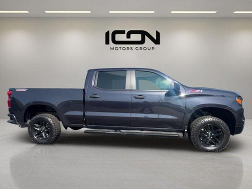 Gray 2023 Chevrolet Silverado 1500 Custom Trail Boss