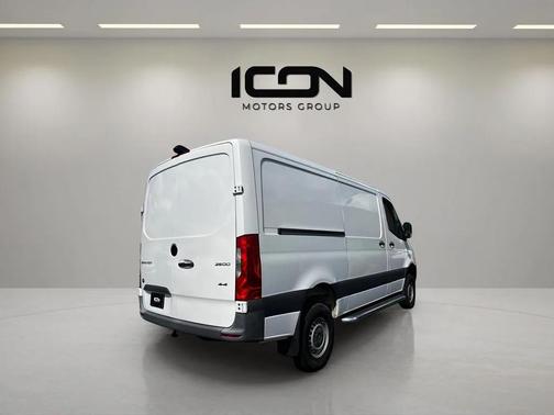 2022 Mercedes-Benz Sprinter 2500 Standard Roof
