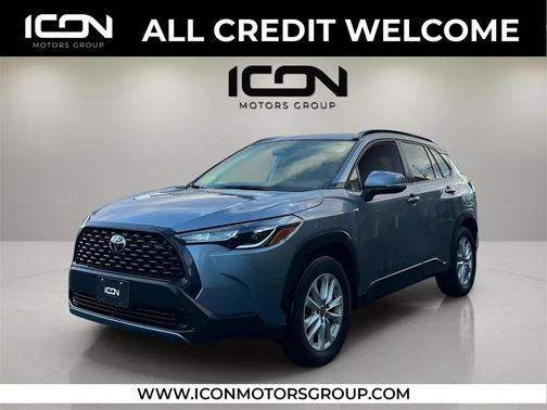 2024 Toyota Corolla Cross LE