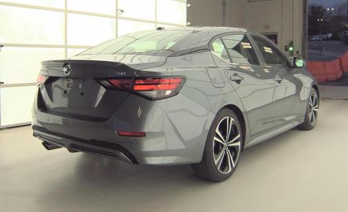 Gun Metallic 2022 Nissan Sentra SR