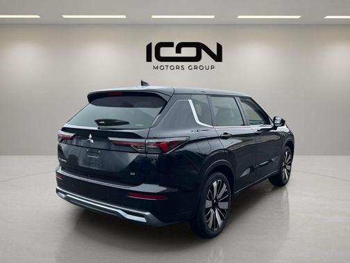 Black Diamond 2026 Mitsubishi Outlander SE 2.5 S-AWC