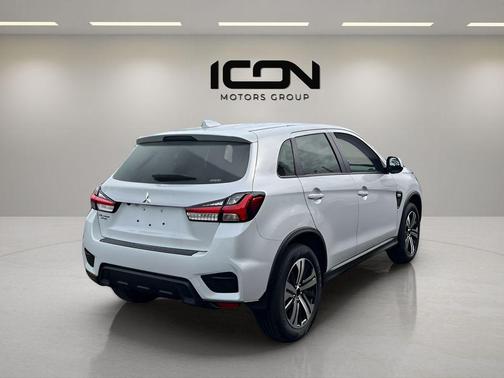 White Diamond 2026 Mitsubishi Outlander Sport 2.0 ES