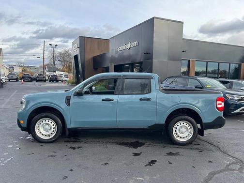 2023 Ford Maverick XL