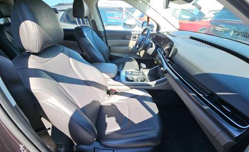 Deep Chroma Blue 2025 Kia Carnival LXS