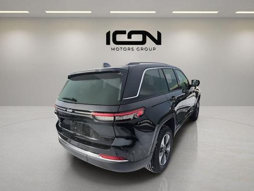 2022 Jeep Grand Cherokee 4xe Base