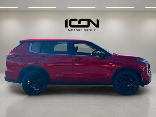 Red Diamond 2026 Mitsubishi Outlander LE S-AWC