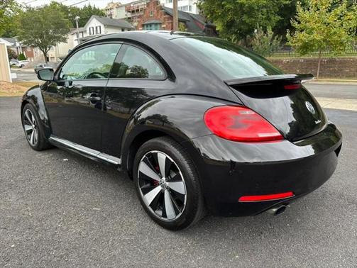 2012 Volkswagen Beetle Base