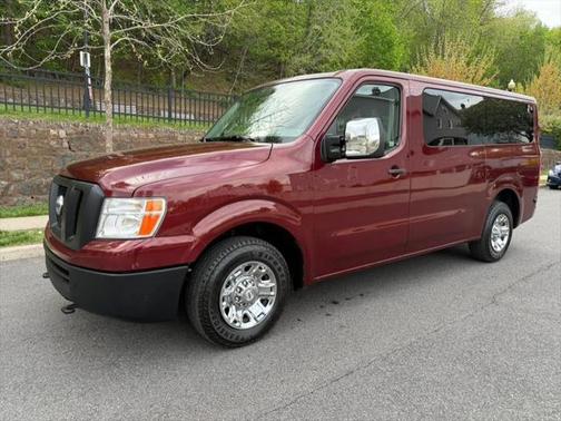 2012 Nissan NV Passenger NV3500 HD S V8