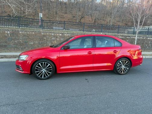 2016 Volkswagen Jetta 1.8T Sport