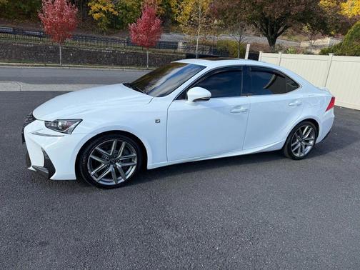 2017 Lexus IS 300 Base