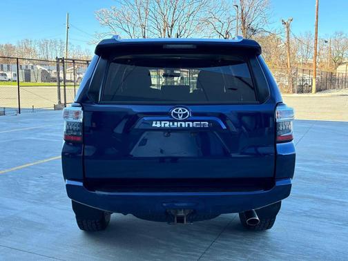 Nautical Blue Pearl 2016 Toyota 4Runner SR5