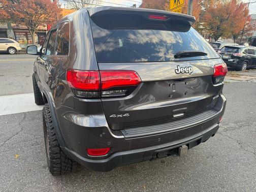 2017 Jeep Grand Cherokee Laredo