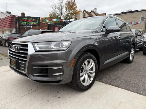 2019 Audi Q7 55 Premium