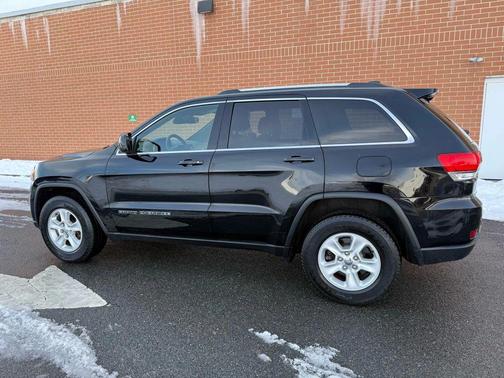 2017 Jeep Grand Cherokee Laredo