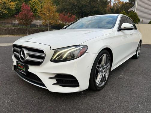 2017 Mercedes-Benz E-Class E 300 4MATIC Sedan 4D