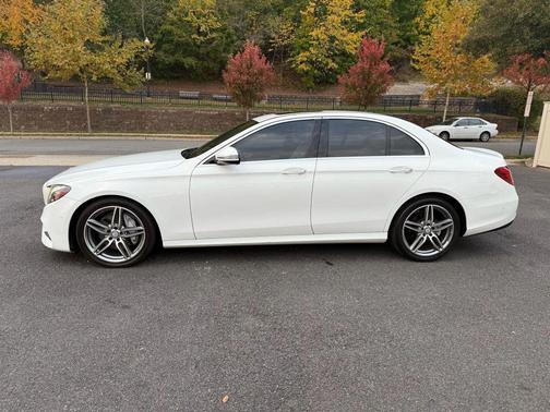 2017 Mercedes-Benz E-Class E 300 4MATIC Sedan 4D