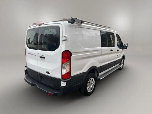 2018 Ford Transit-250 Base