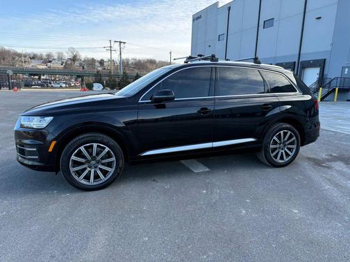 2019 Audi Q7 55 Premium Plus