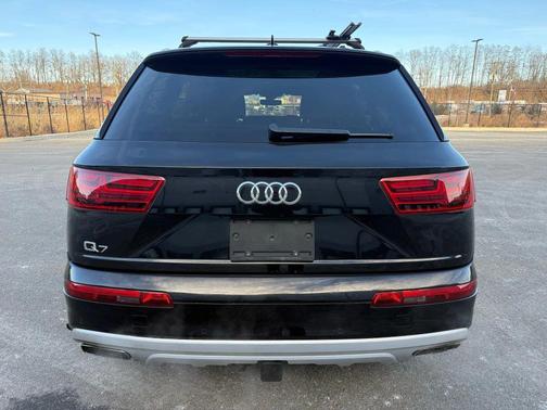 2019 Audi Q7 55 Premium Plus