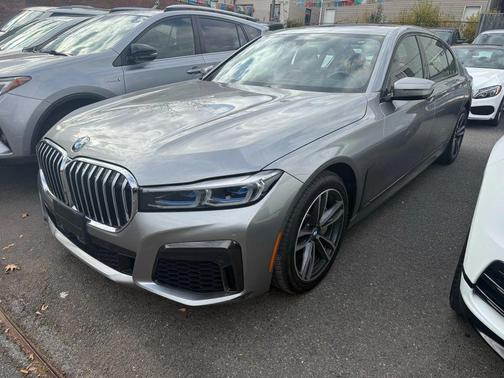 2020 BMW 750 i xDrive