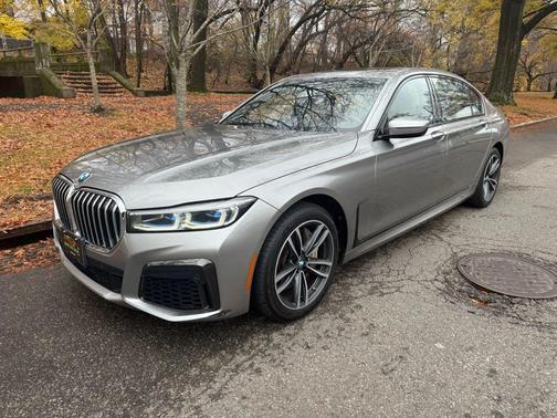 2020 BMW 750 i xDrive
