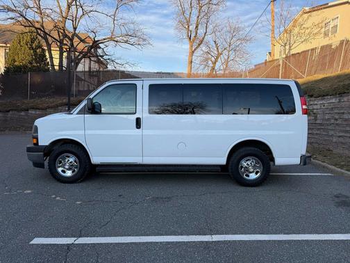 2018 Chevrolet Express 3500 LT