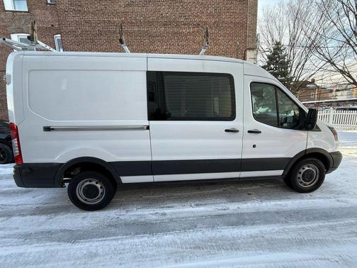 2017 Ford Transit-250 Base