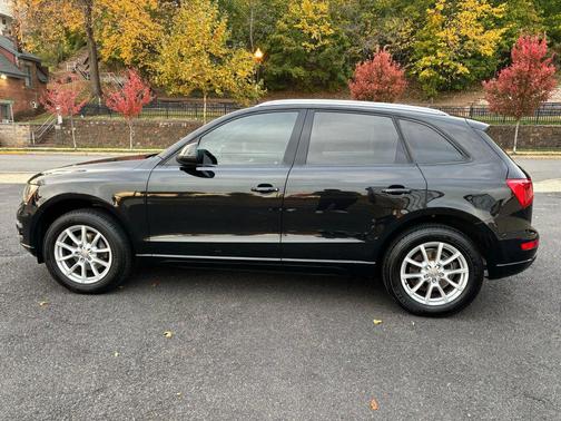 2012 Audi Q5 2.0T Premium