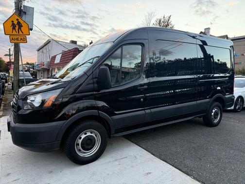 2018 Ford Transit-250 Base