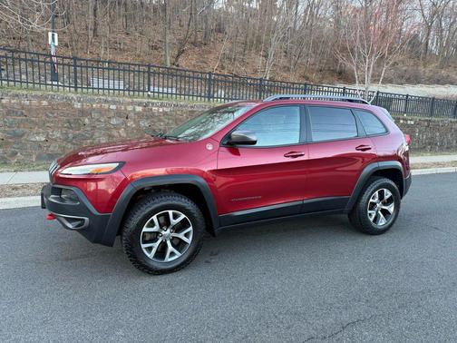 2015 Jeep Cherokee Sport