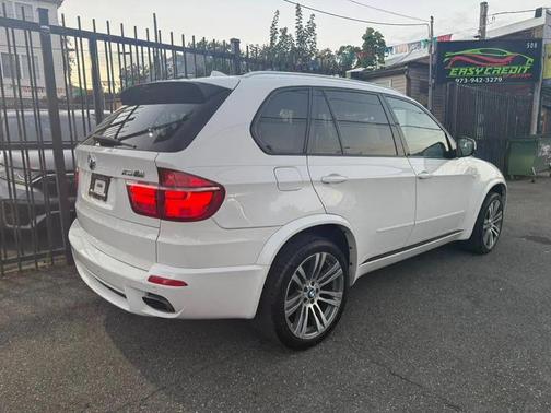 2011 BMW X5 xDrive 35i Sport Activity