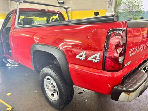 2004 Chevrolet Silverado 2500 LS H/D