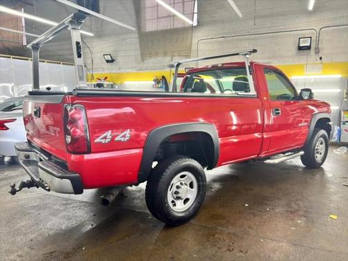 2004 Chevrolet Silverado 2500 LS H/D