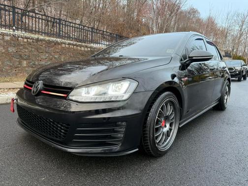 2017 Volkswagen Golf GTI 2.0T S 4-Door