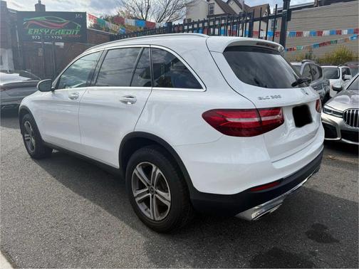 2019 Mercedes-Benz GLC 300 4MATIC