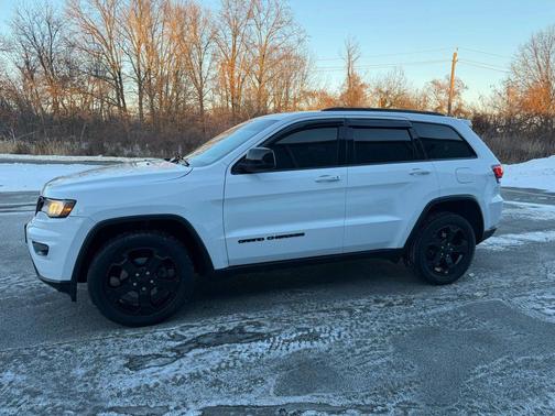 2019 Jeep Grand Cherokee Upland