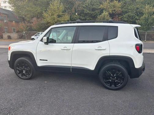 2017 Jeep Renegade Altitude