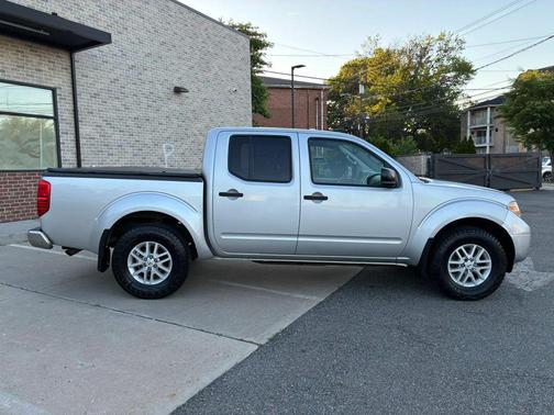 Brilliant Silver 2016 Nissan Frontier SV