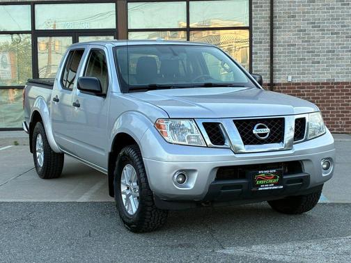 Brilliant Silver 2016 Nissan Frontier SV
