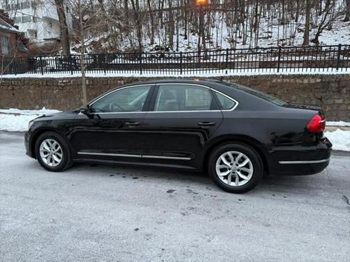 2016 Volkswagen Passat 1.8T S
